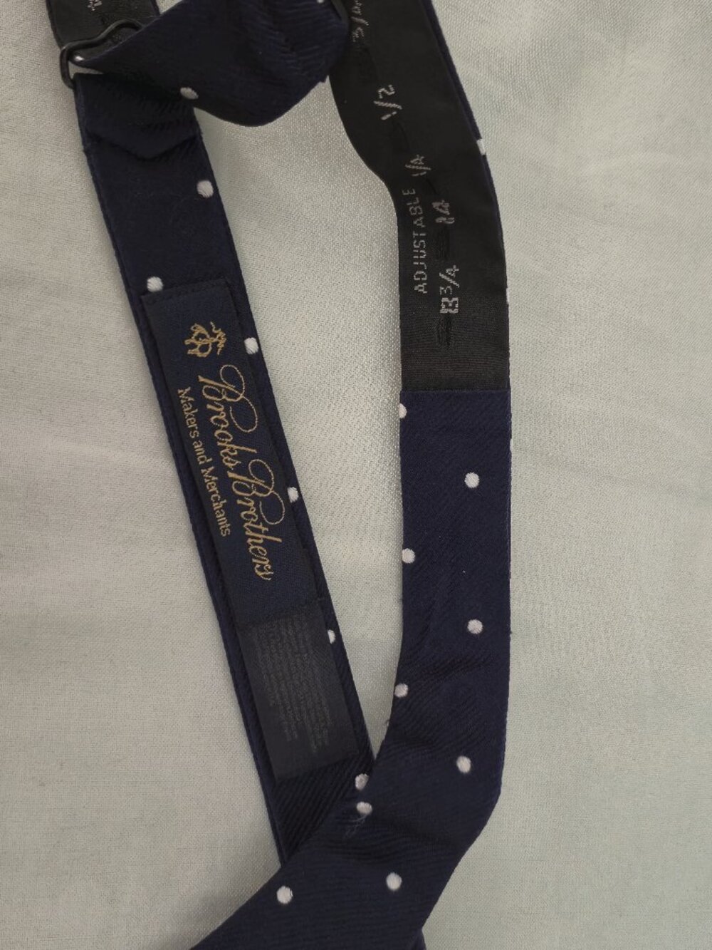 New Brooks Brothers Bow Silk Tie Navy Silver Polka Dots Adjustable - Picture 2 of 3